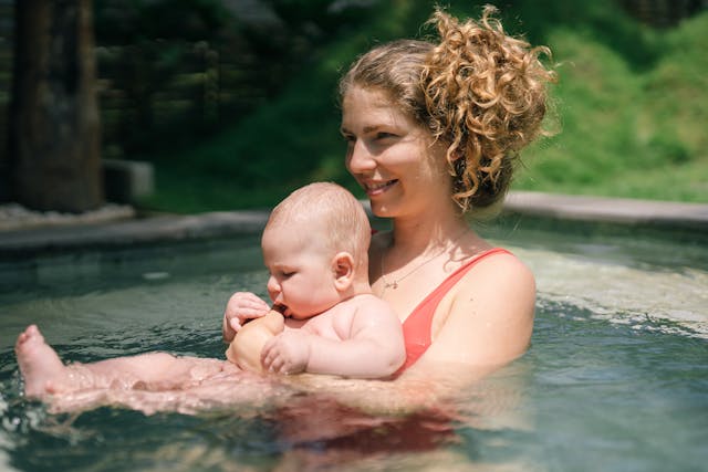 infant swimming classes