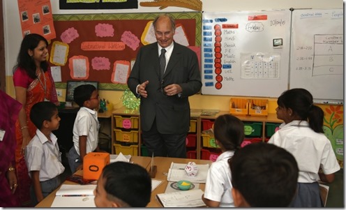 Aga Khan engaging with Grade 1 students 